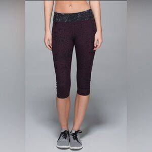 Lululemon Stash It Crop *Full-On Luxtreme